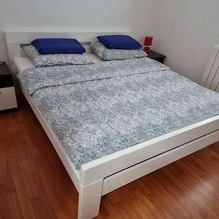 Katarina Apartment *