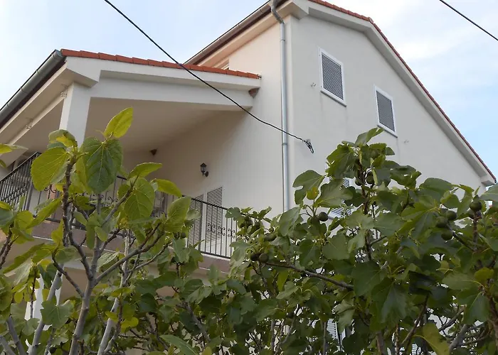 Katarina Apartment Smrika