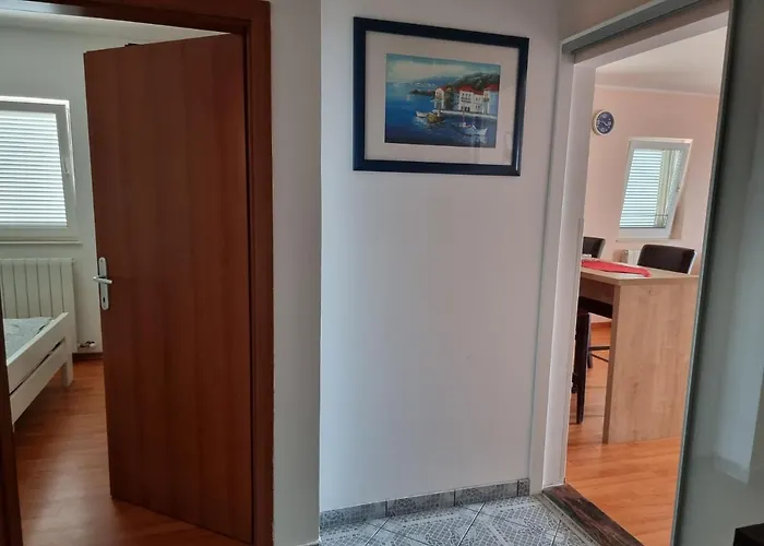 Katarina Apartment *